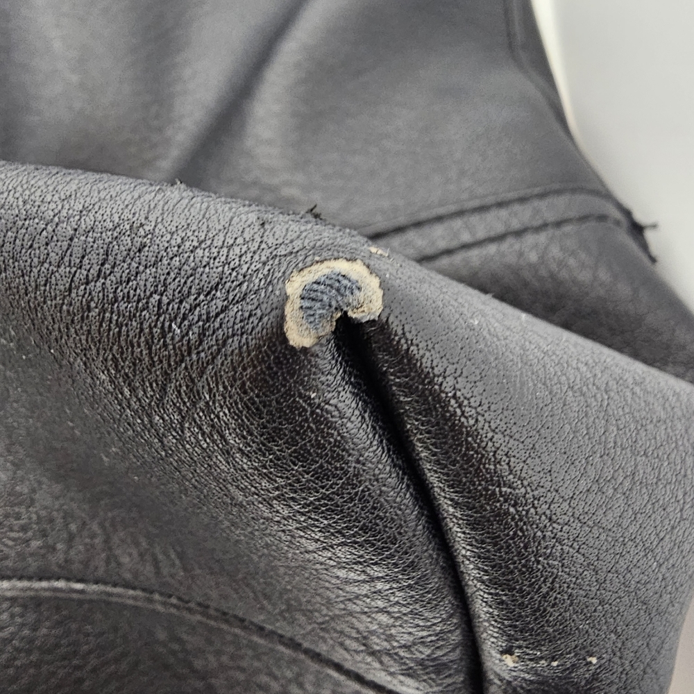 Large Tote - Picture 10 of 16